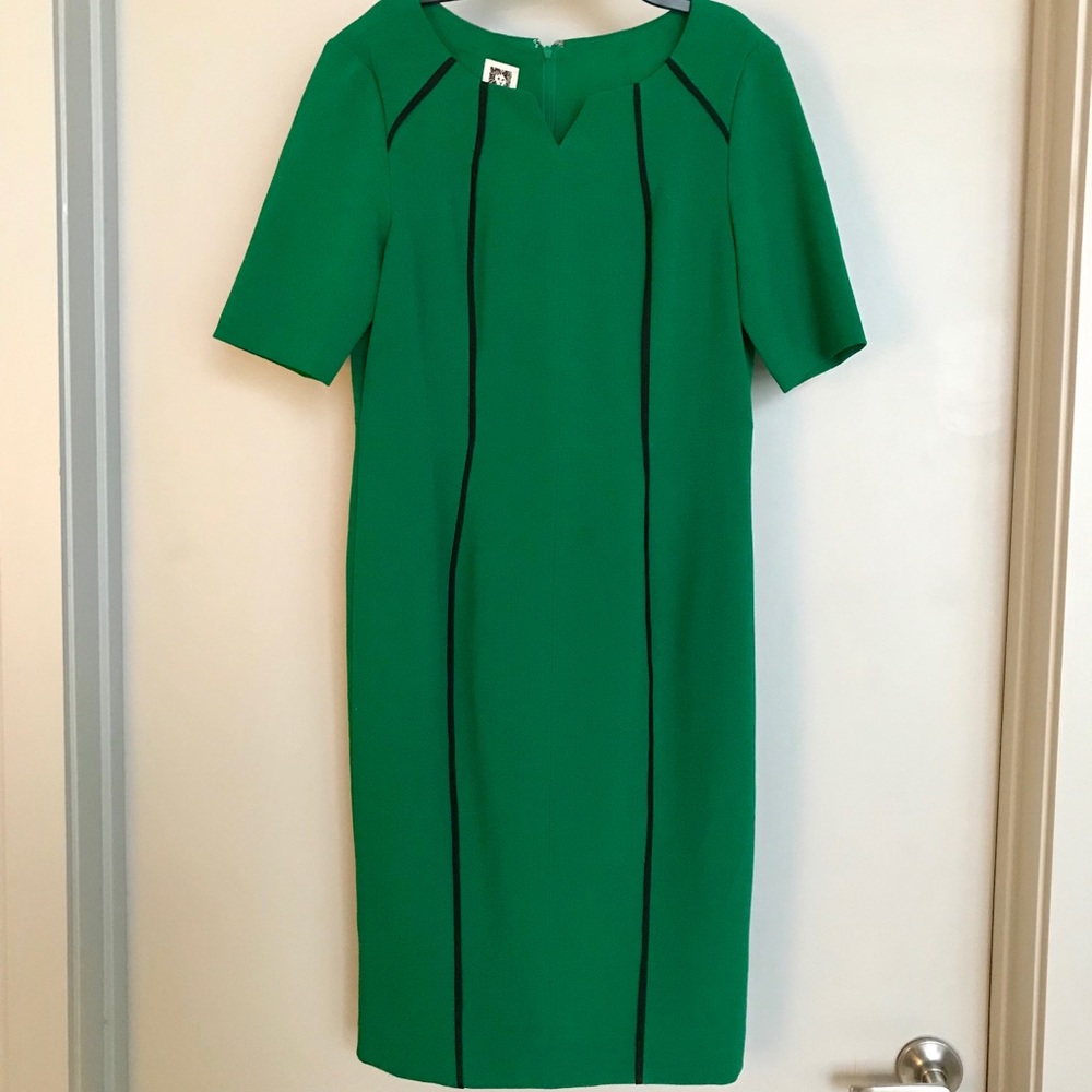 Anne Klein Green Dress with Black Strip, Size 6